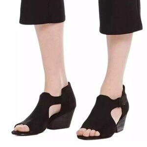Eileen Fisher Iris cut out mid heel booties